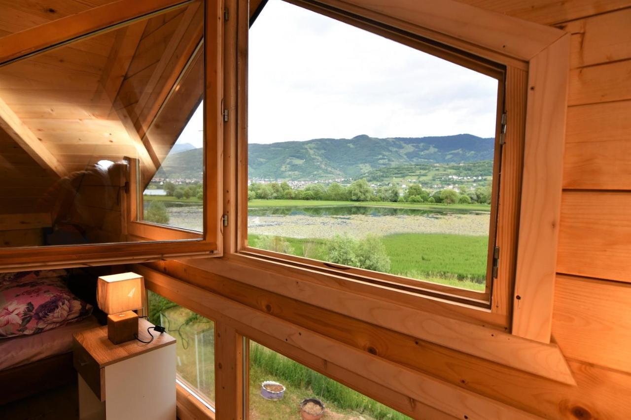Holiday House By The Lake Plav Exteriör bild