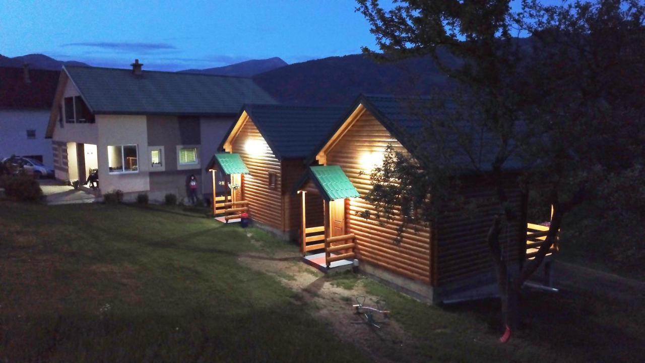 Holiday House By The Lake Plav Exteriör bild